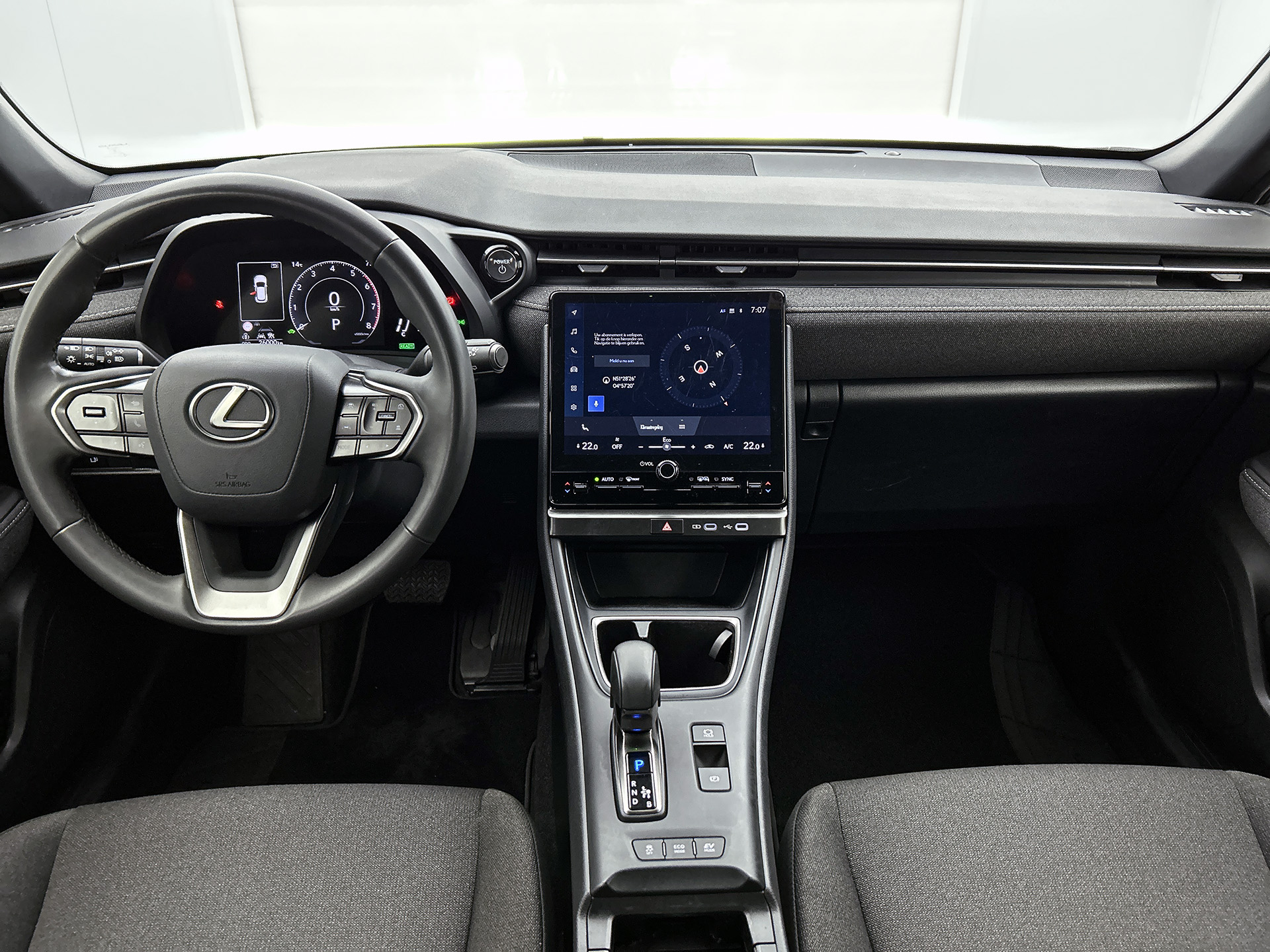 Foto van Lexus Lexus LBX