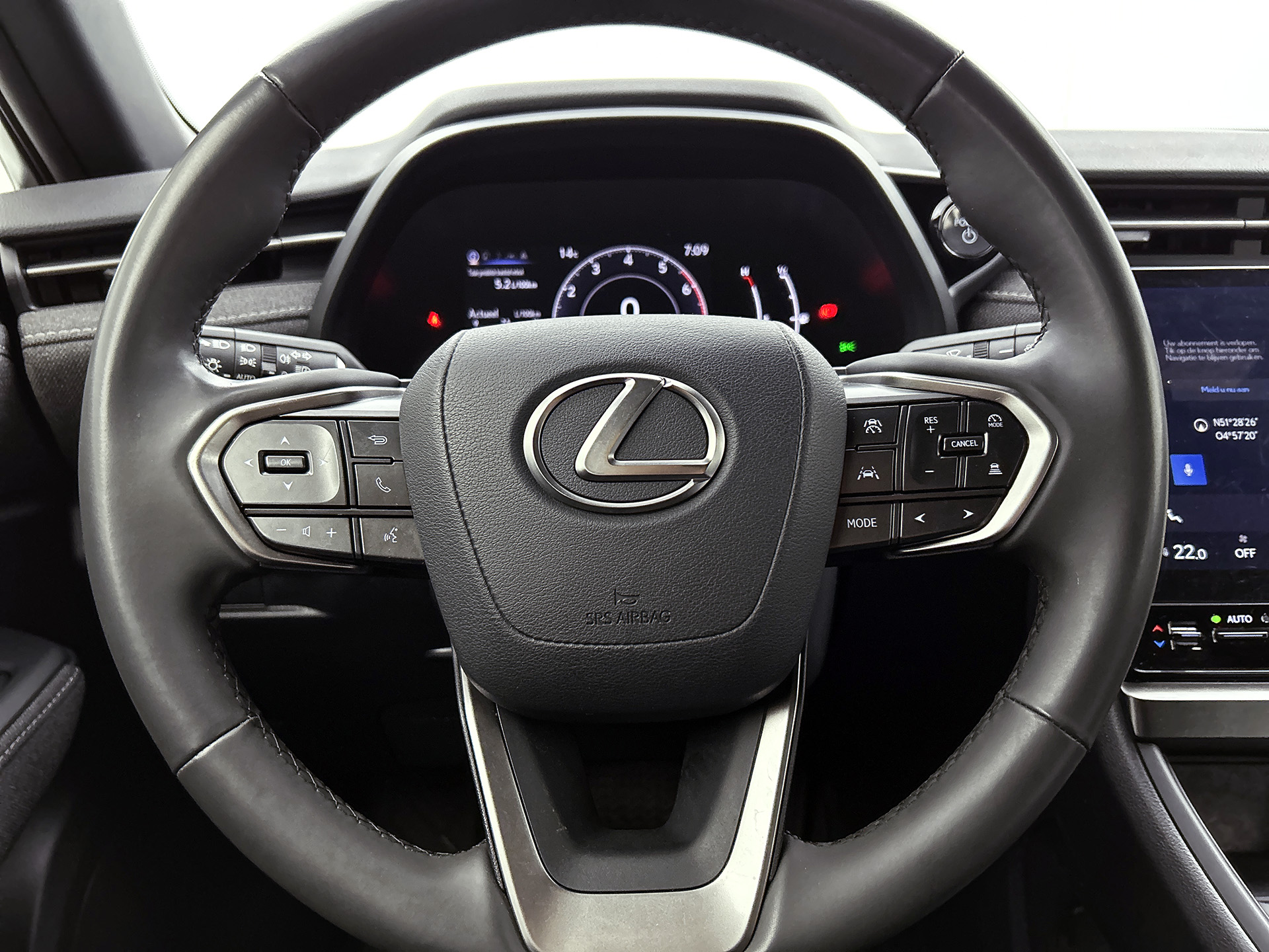 Foto van Lexus Lexus LBX