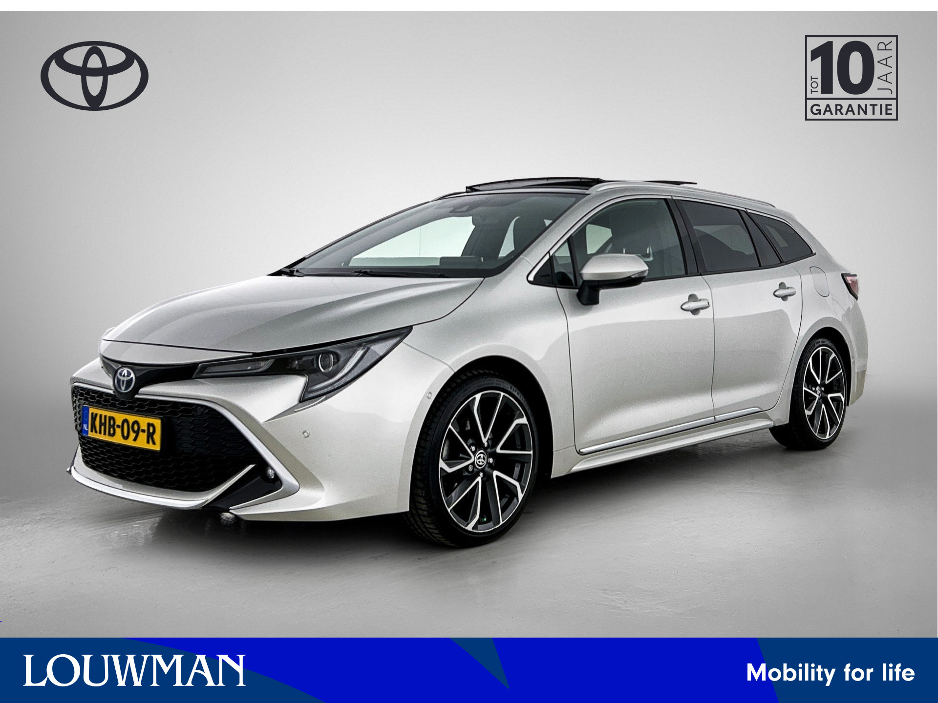 Toyota Toyota Corolla 2.0 Hybrid Executive Premium 2022 - voorkant