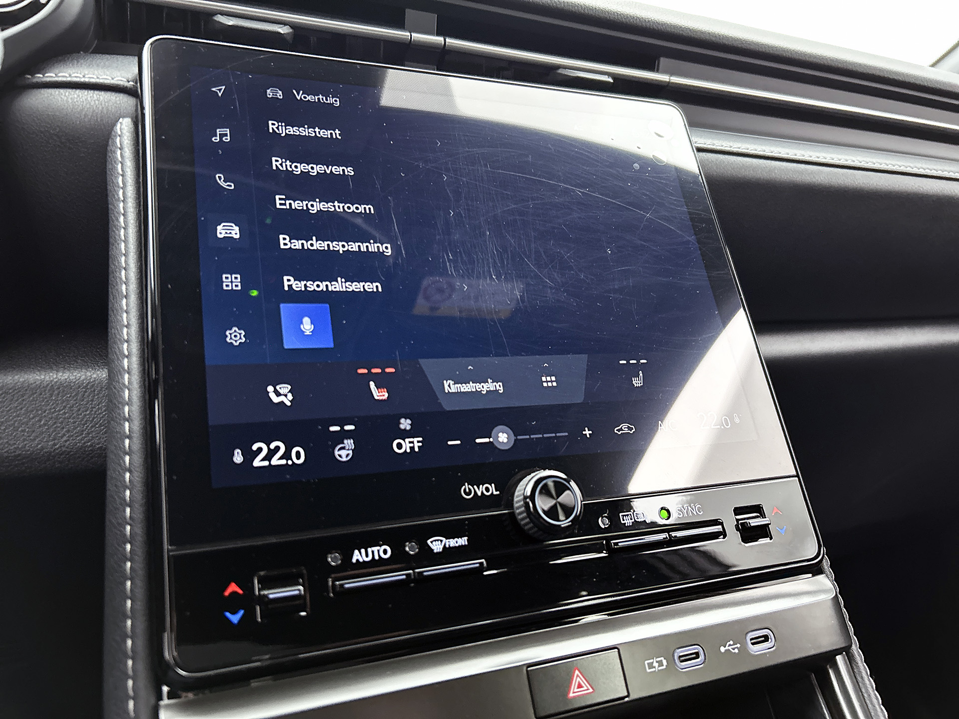 Foto van Lexus Lexus LBX