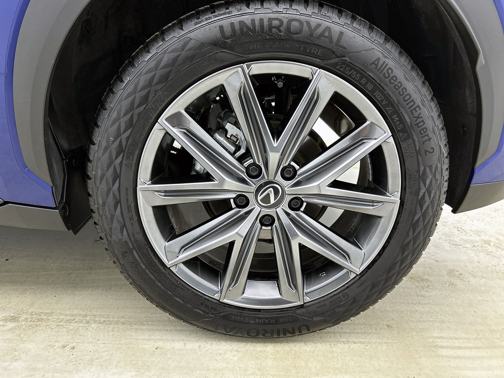 Foto van Lexus Lexus LBX