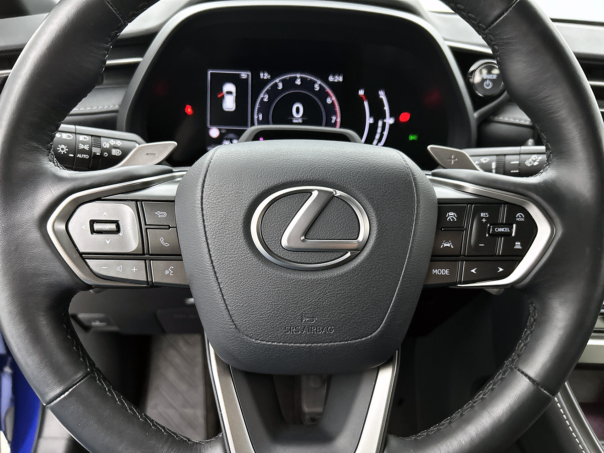 Foto van Lexus Lexus LBX