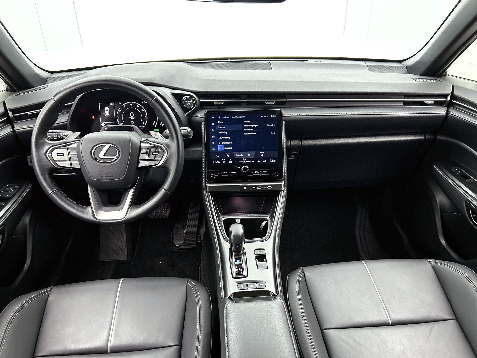 Foto van Lexus Lexus LBX