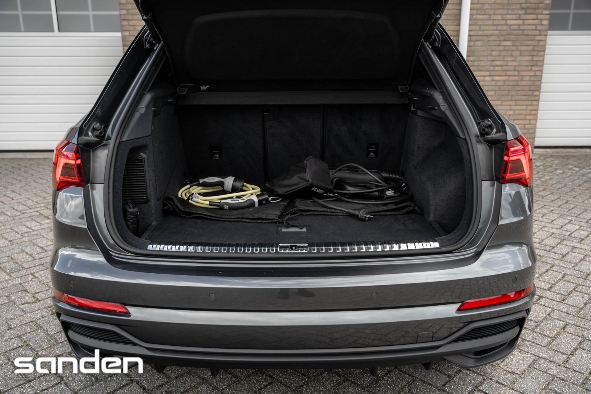 Foto van Audi Q3 E-tron