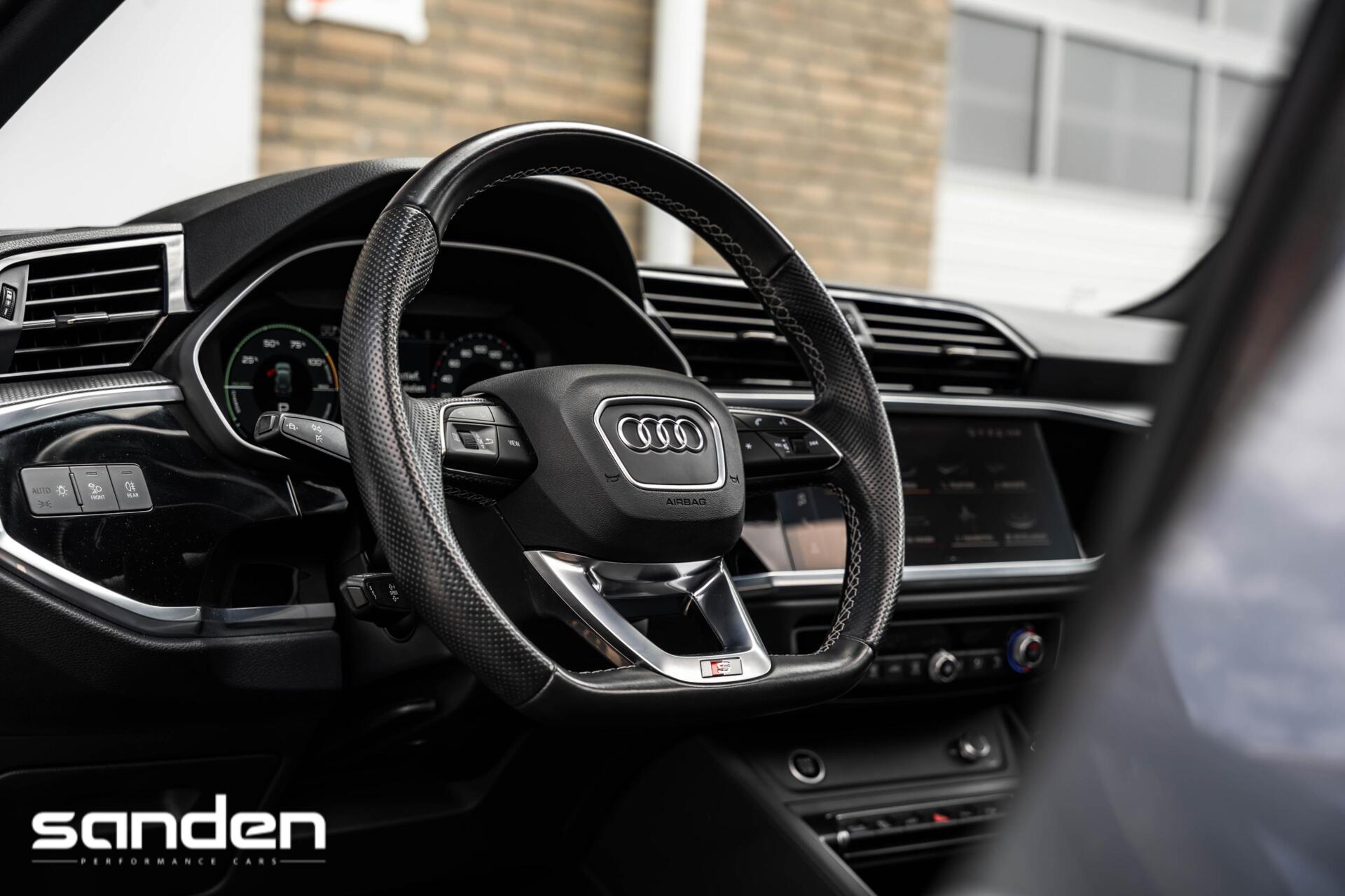 Foto van Audi Q3 E-tron