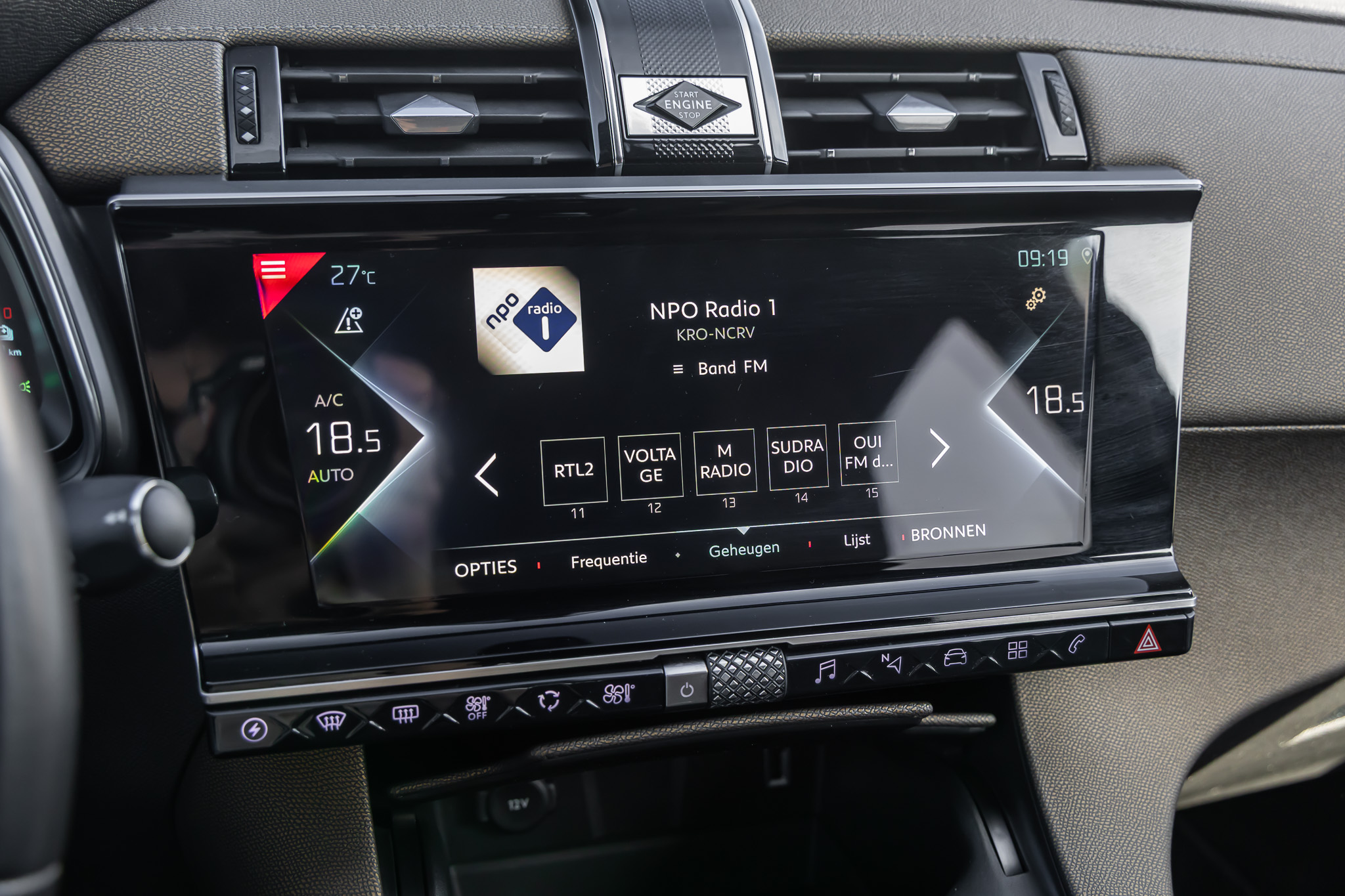 Foto van DS DS 7 Crossback
