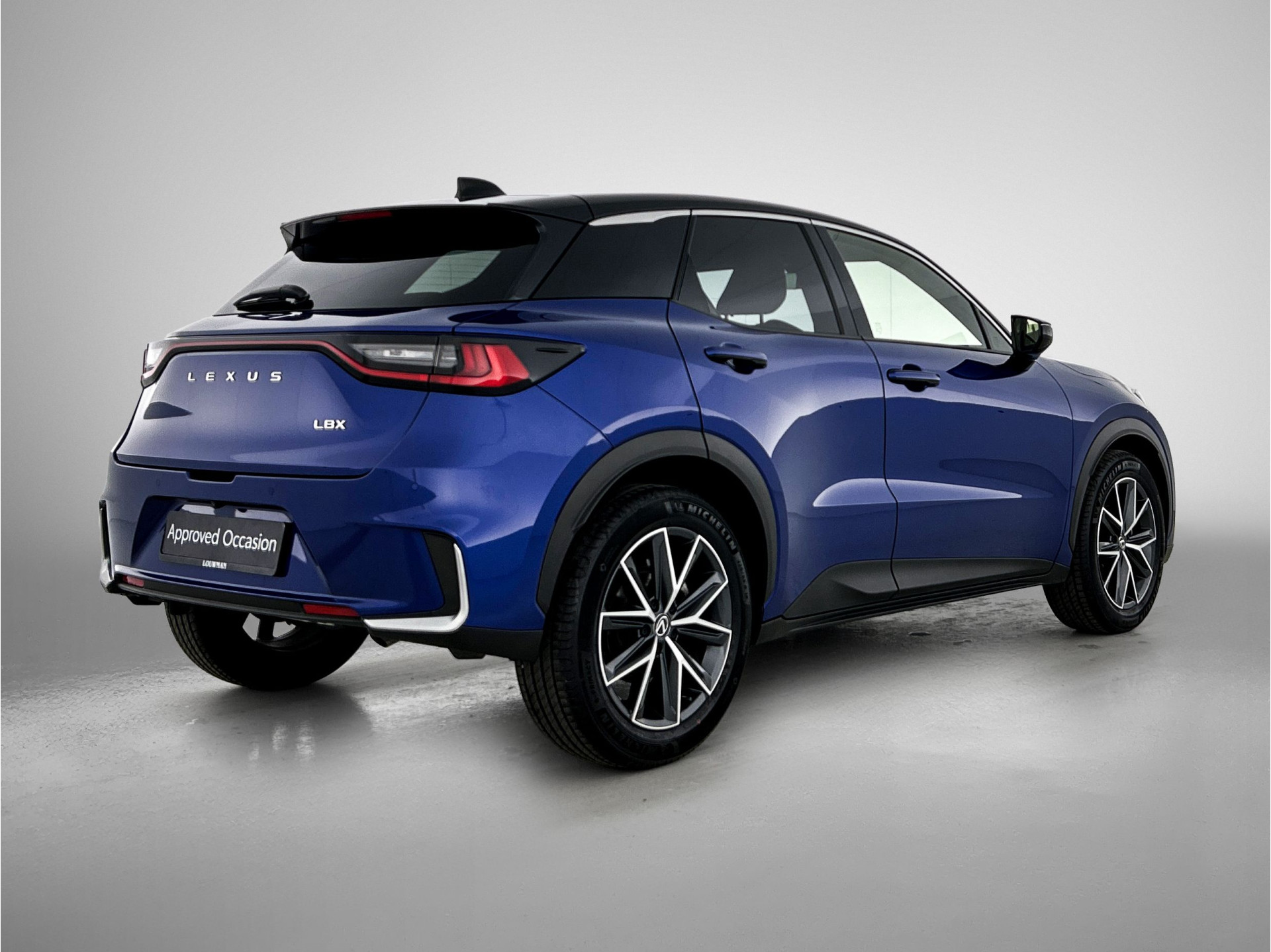 Foto van Lexus Lexus LBX