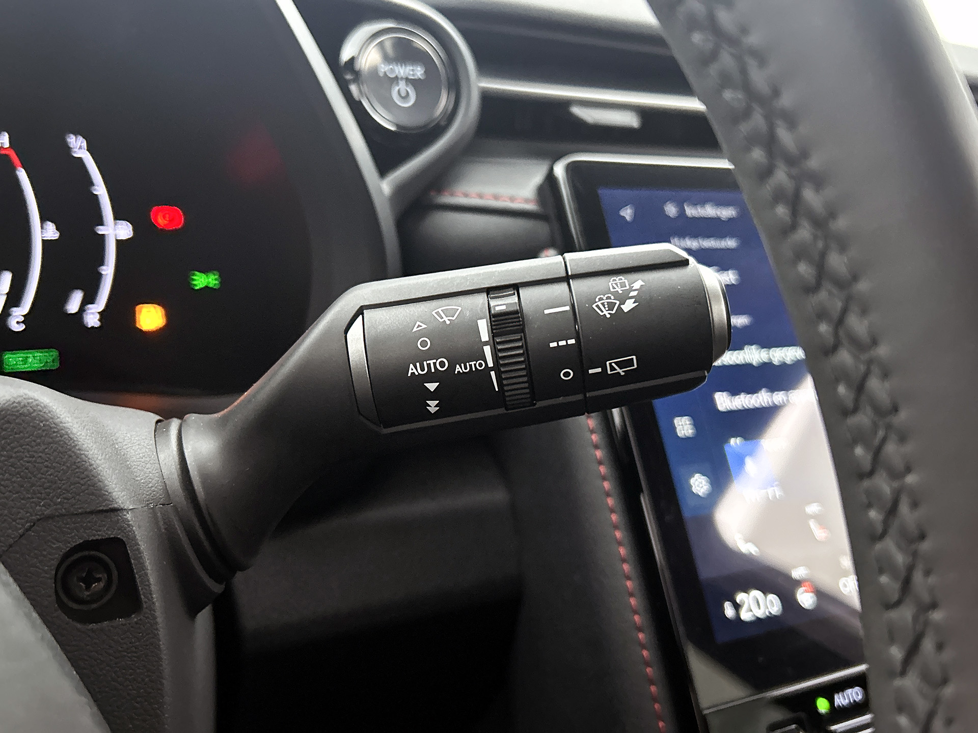 Foto van Lexus Lexus LBX