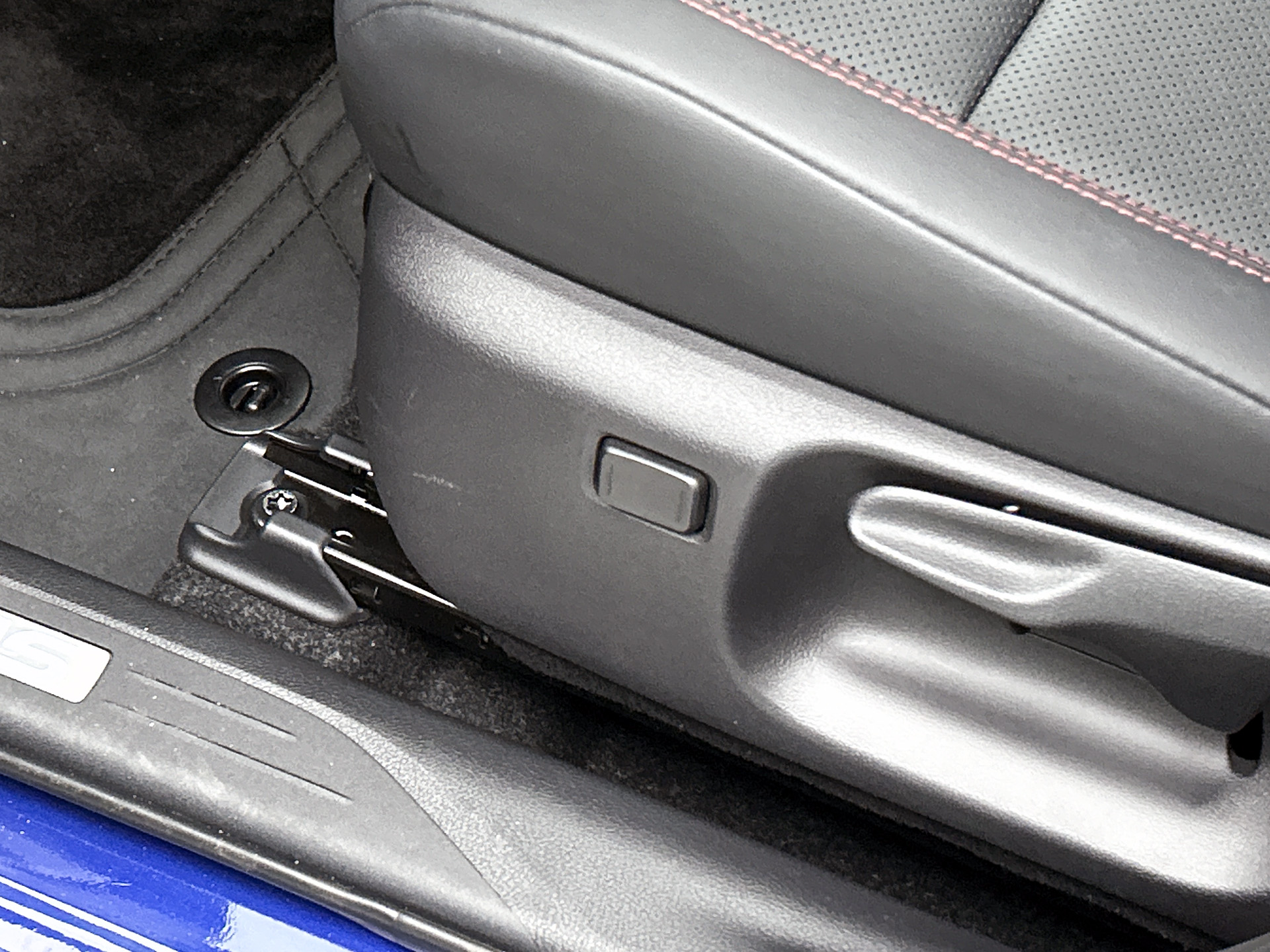 Foto van Lexus Lexus LBX