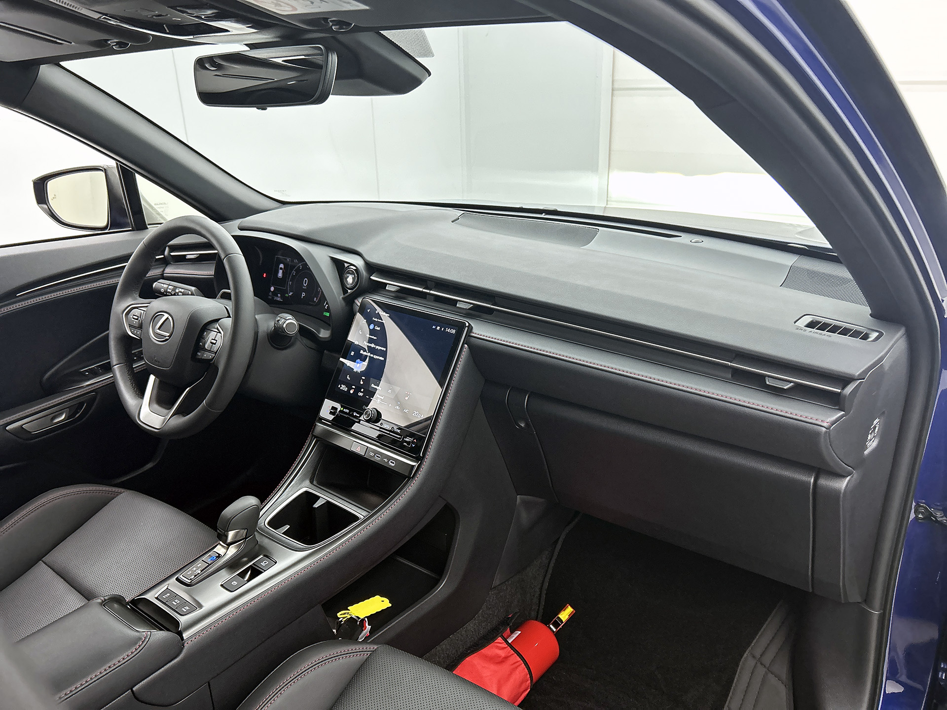 Foto van Lexus Lexus LBX