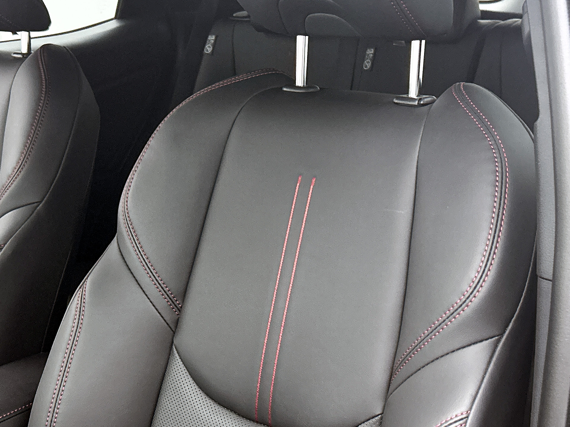 Foto van Lexus Lexus LBX
