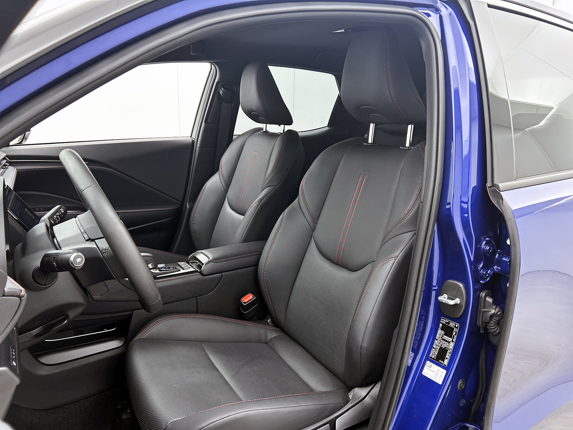 Foto van Lexus Lexus LBX