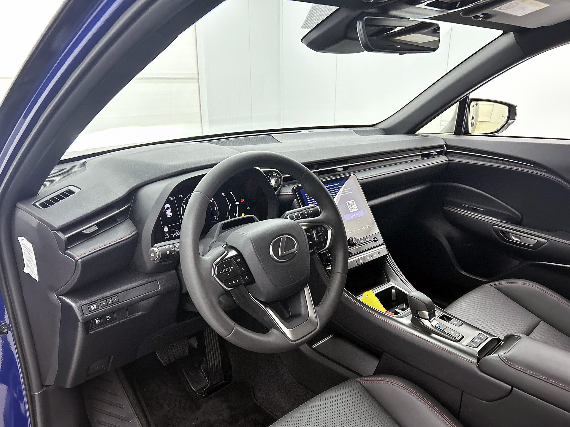 Foto van Lexus Lexus LBX