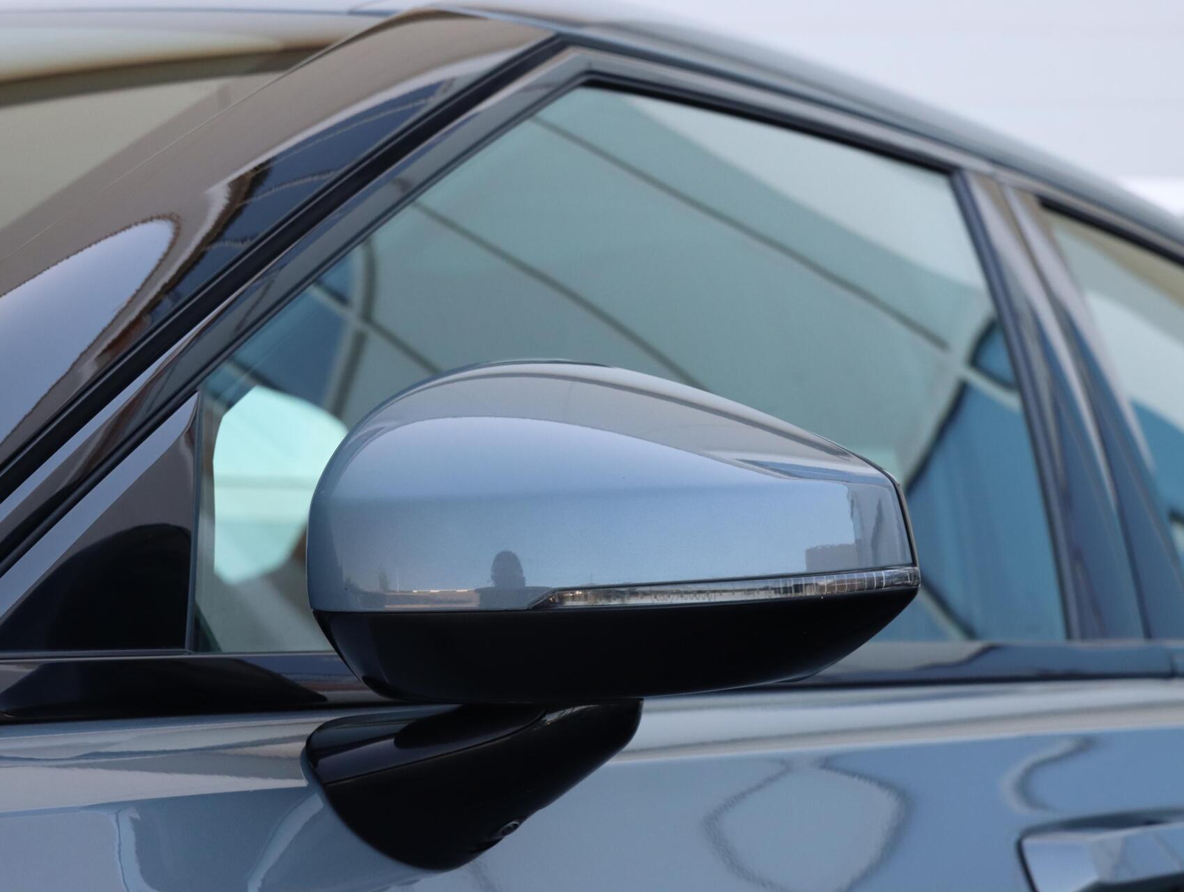 Foto van Polestar 2