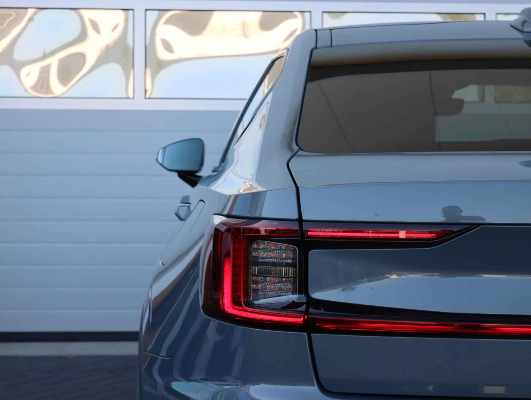 Foto van Polestar 2