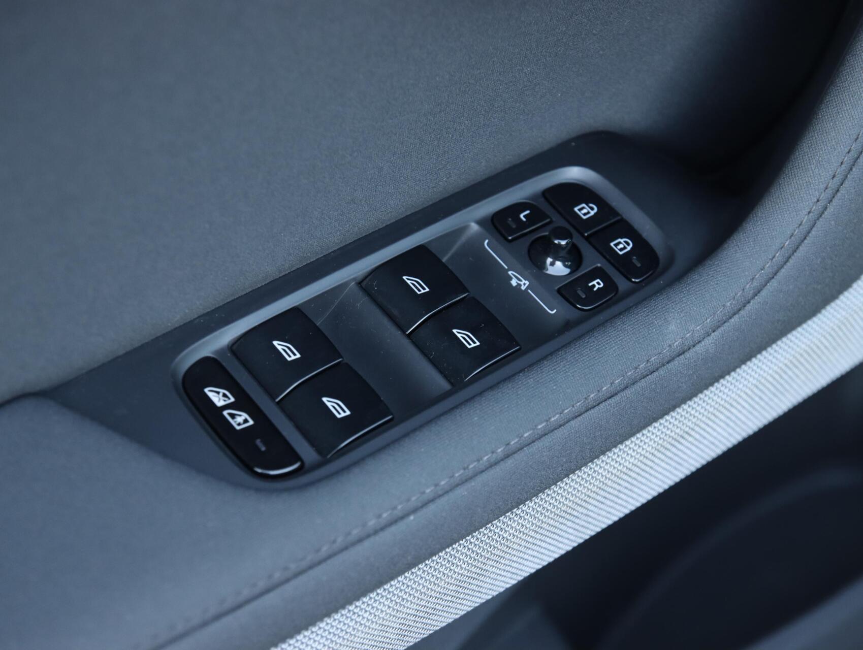 Foto van Polestar 2