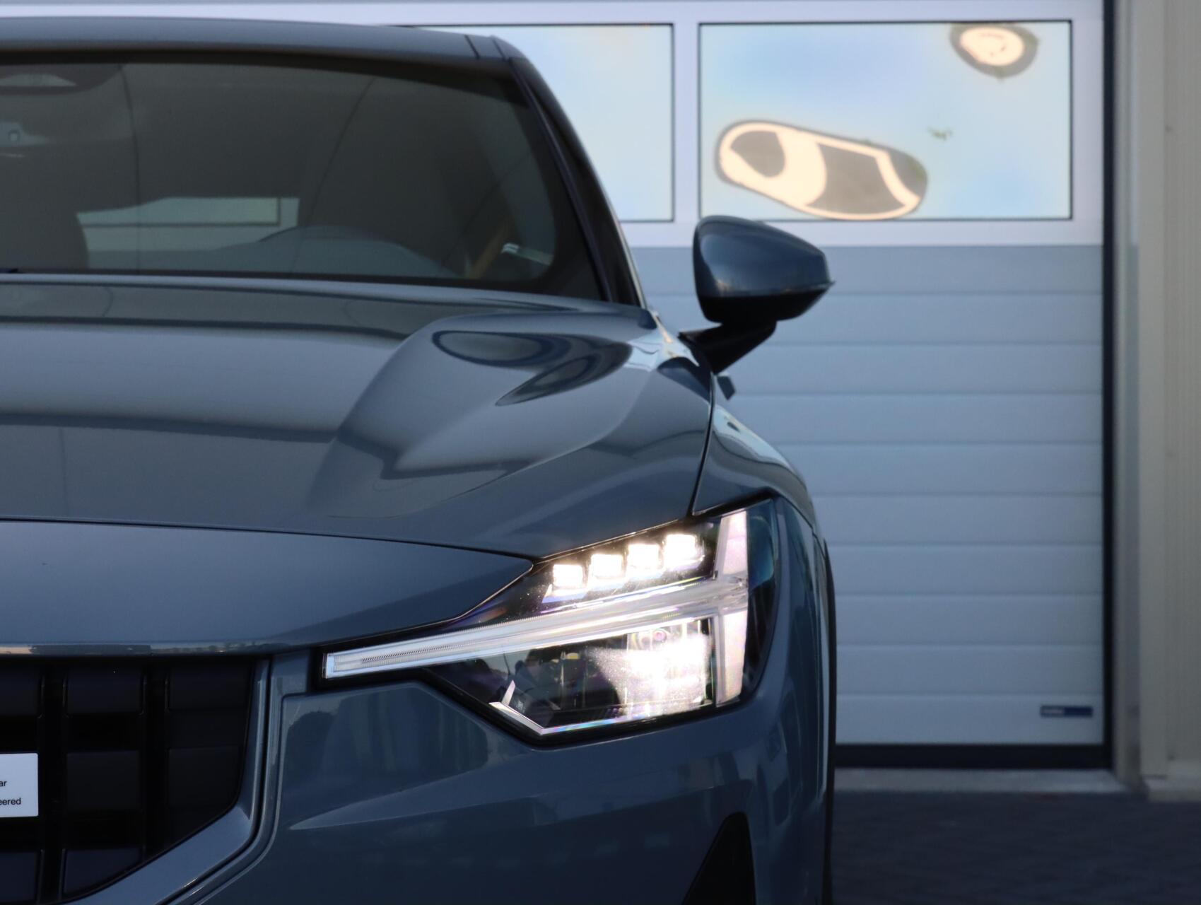 Foto van Polestar 2