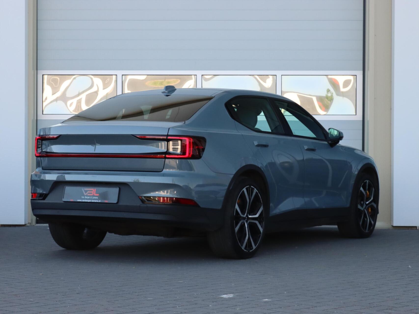 Foto van Polestar 2