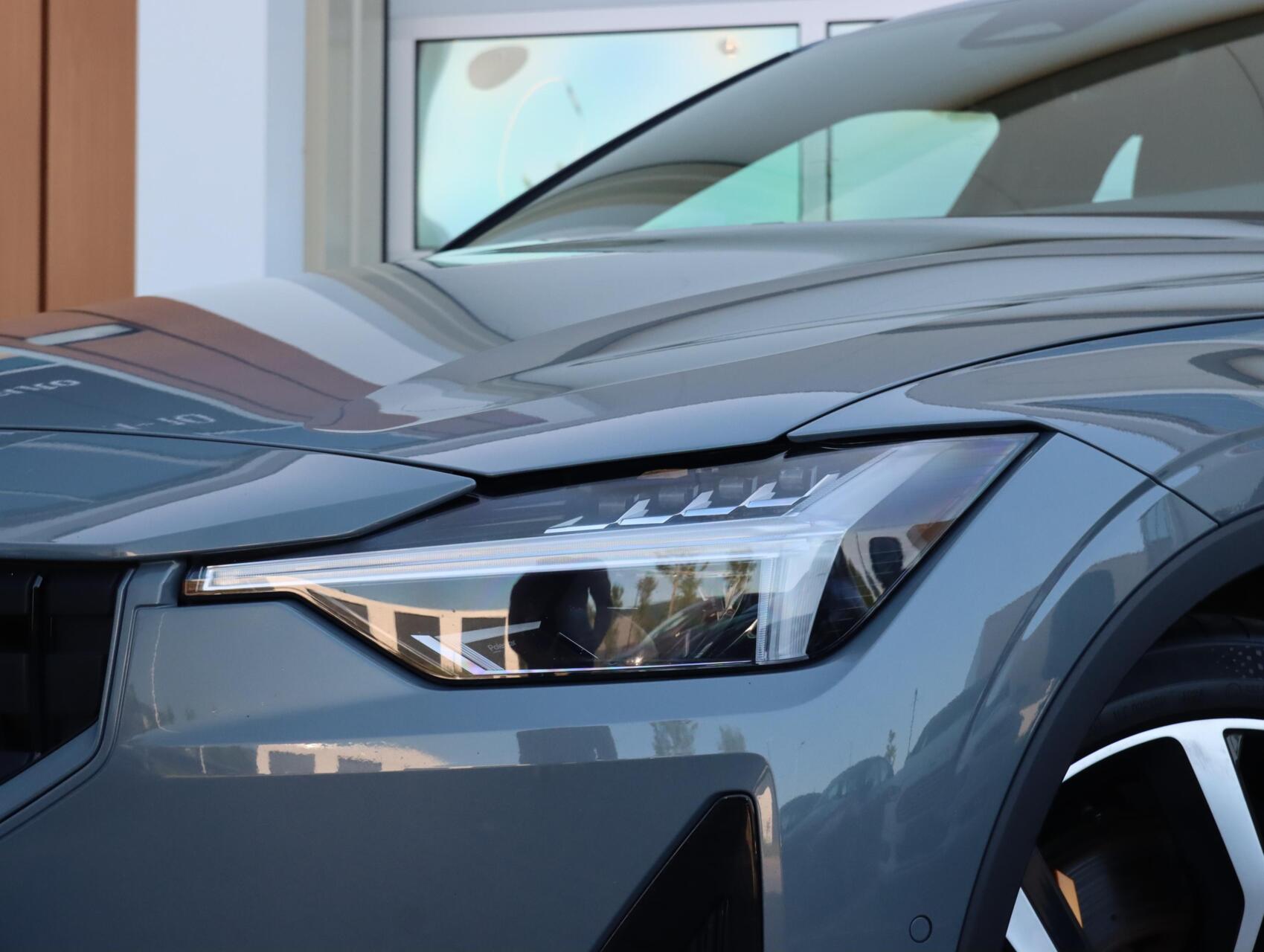 Foto van Polestar 2