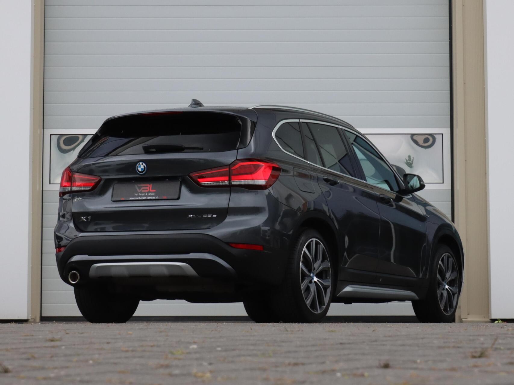 Foto van BMW X1
