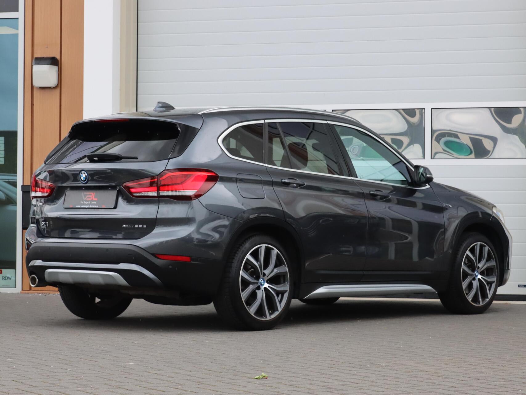 Foto van BMW X1