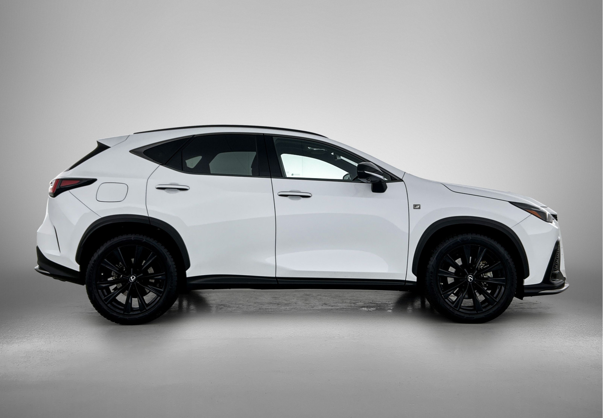 Foto van Lexus Lexus Nx450h+