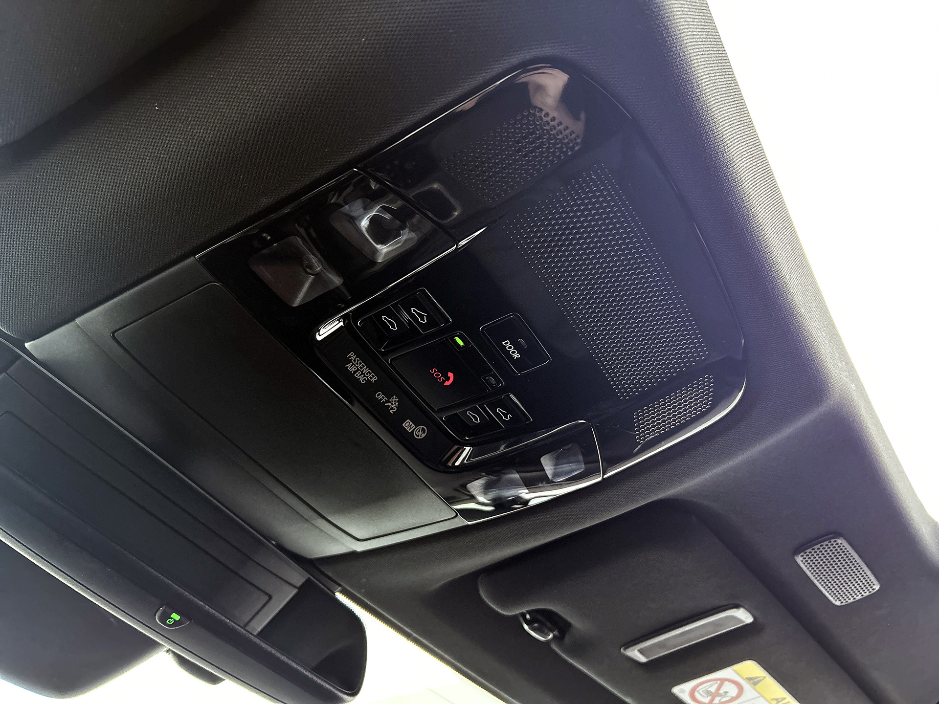 Foto van Lexus Lexus Nx450h+