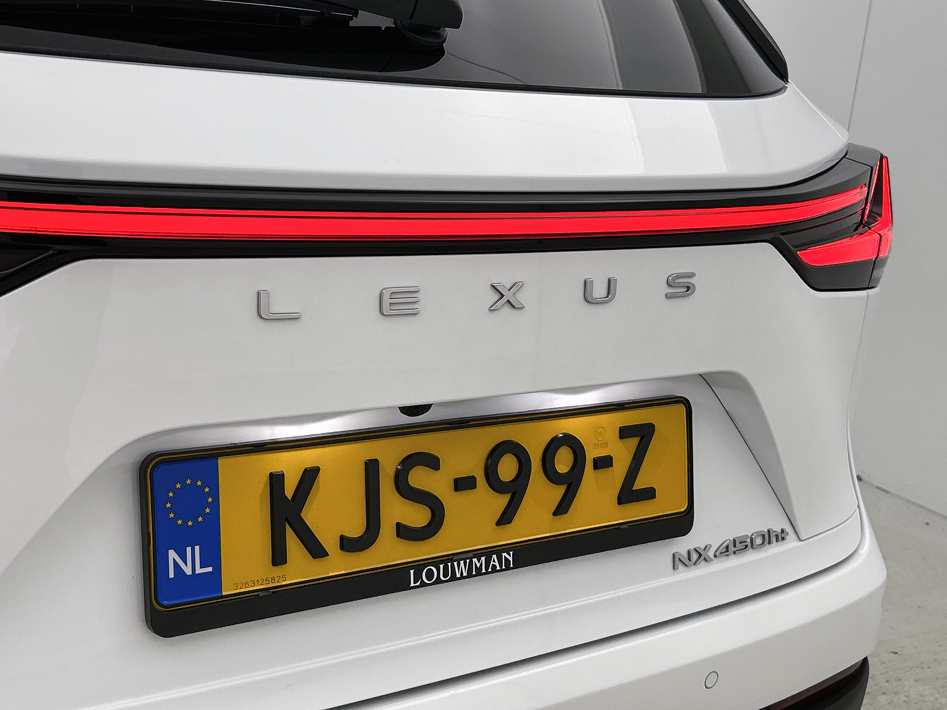 Foto van Lexus Lexus Nx450h+