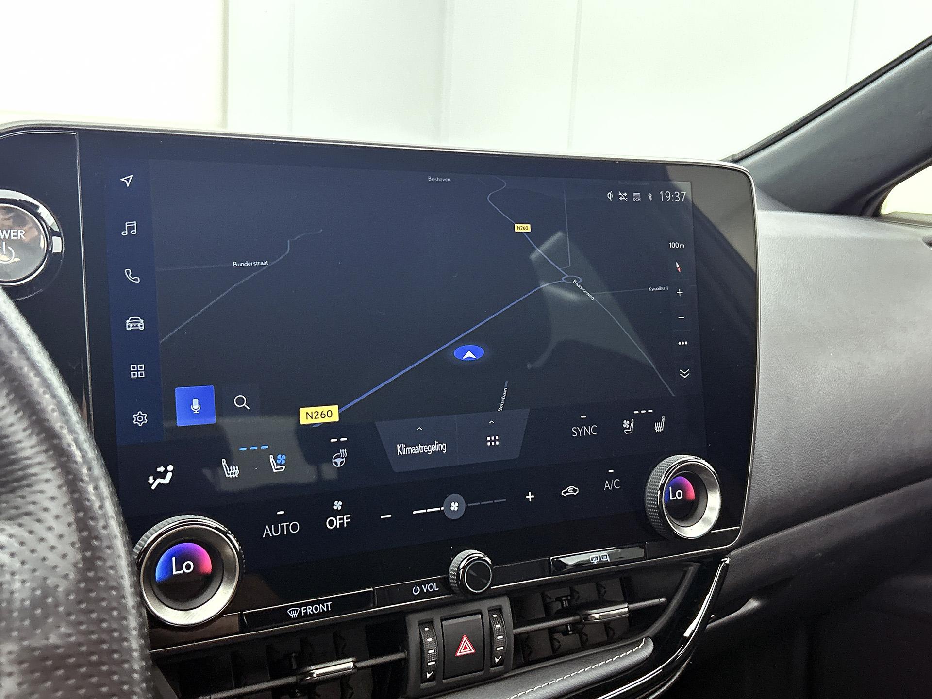 Foto van Lexus Lexus Nx450h+