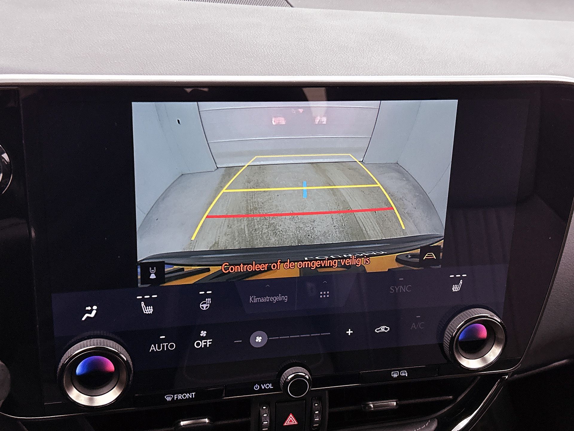 Foto van Lexus Lexus Nx450h+