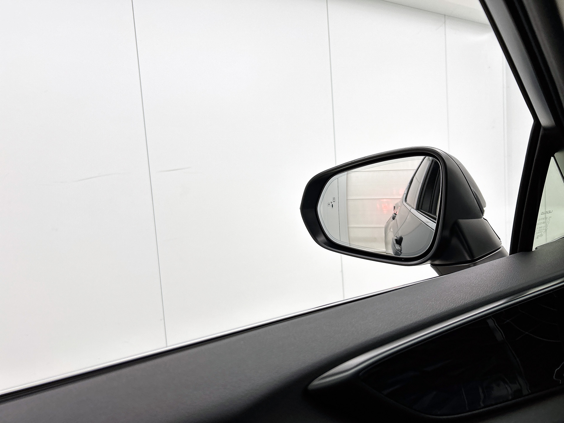 Foto van Lexus Lexus Nx450h+