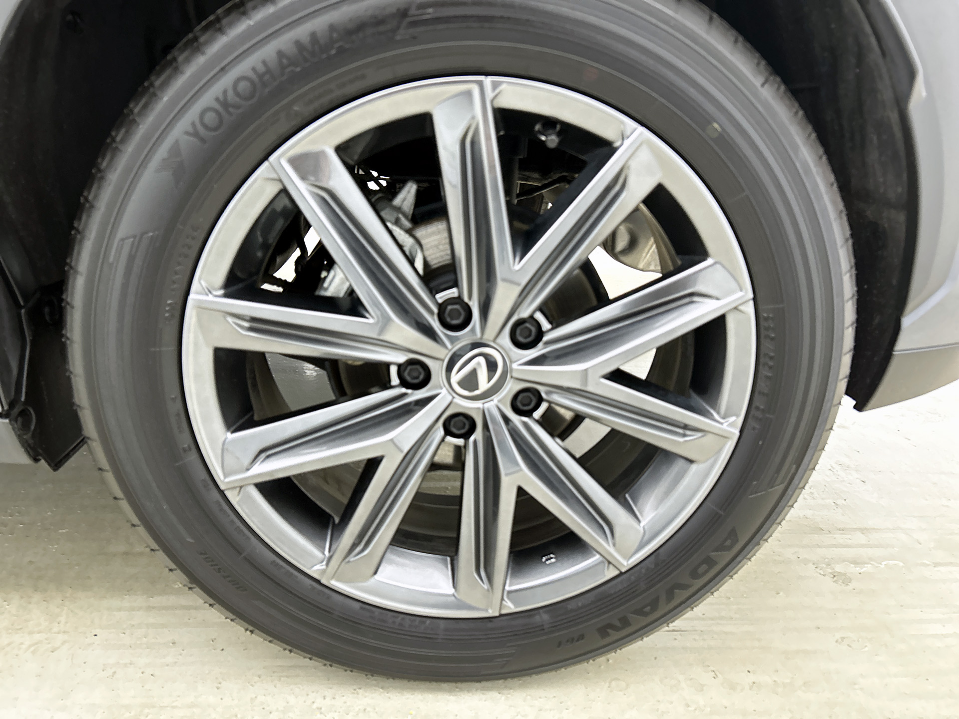 Foto van Lexus Lexus LBX