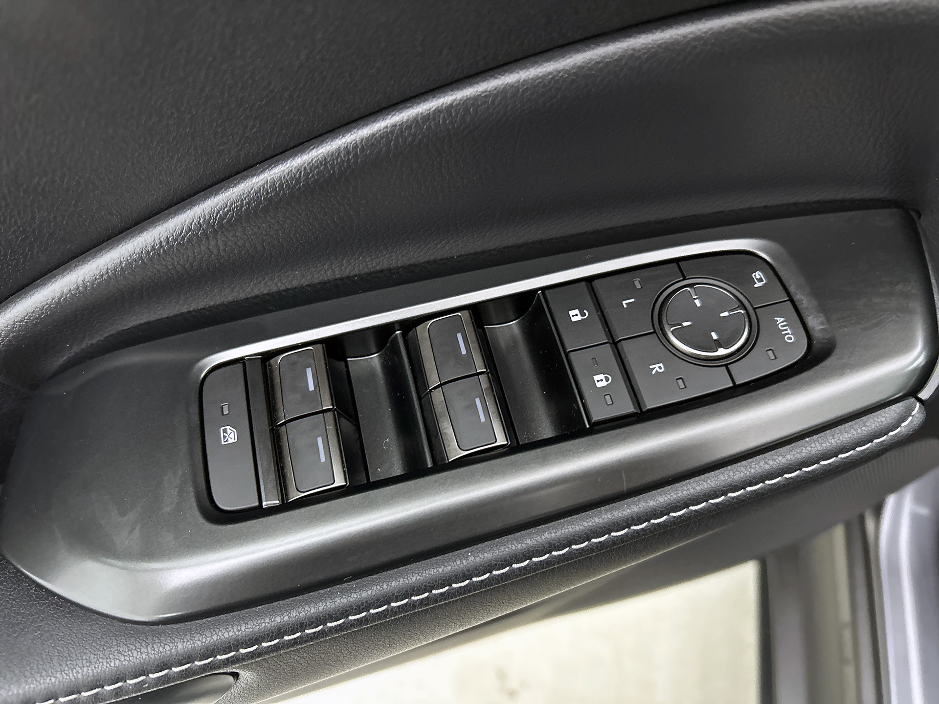 Foto van Lexus Lexus LBX
