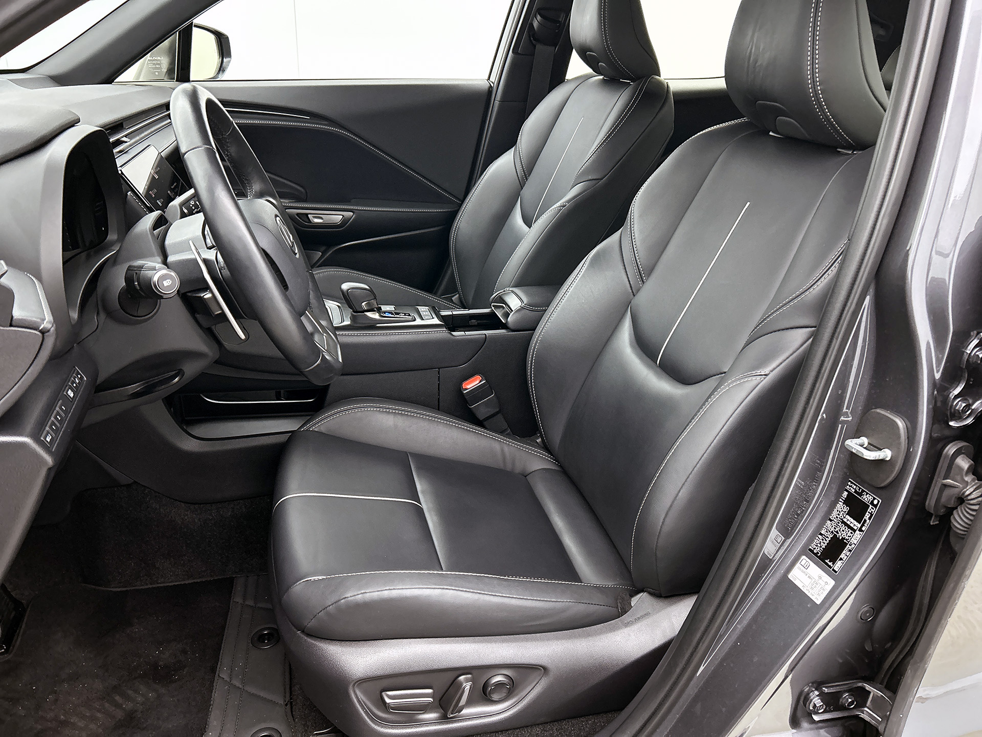 Foto van Lexus Lexus LBX
