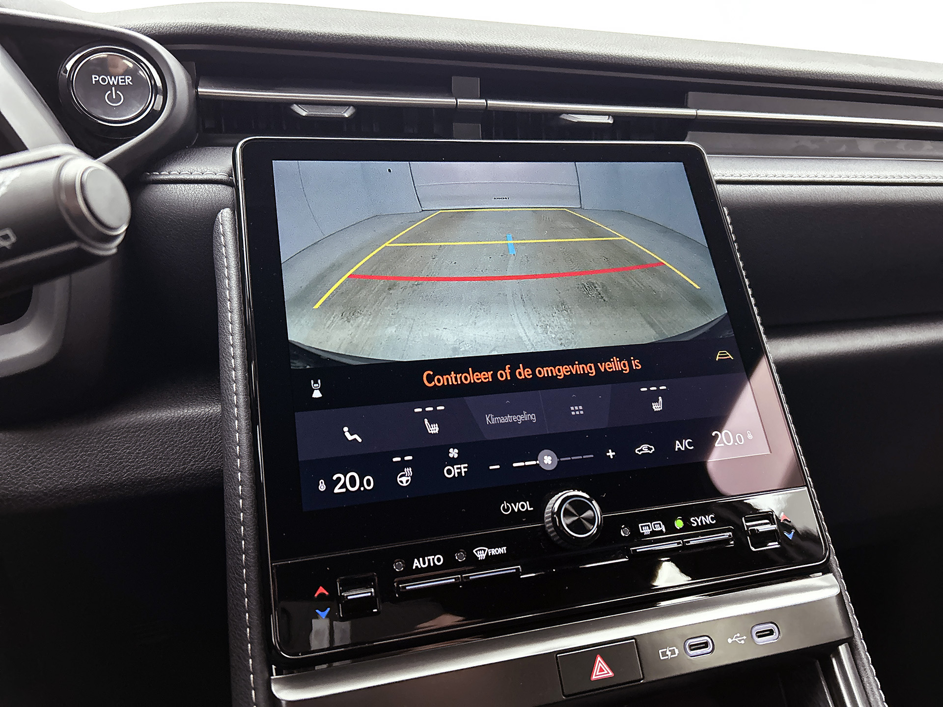 Foto van Lexus Lexus LBX