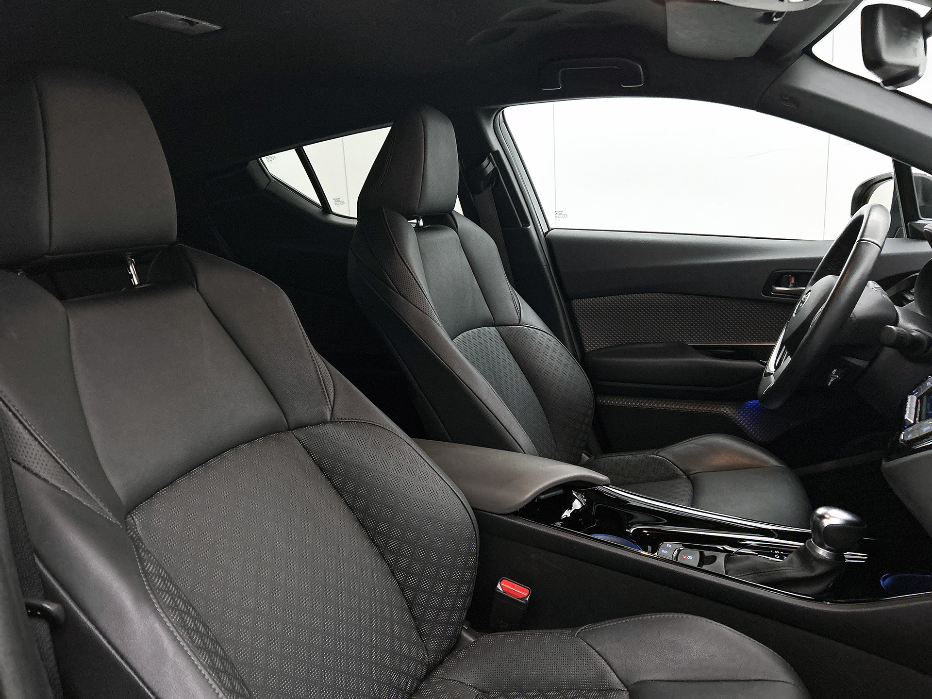 Foto van Toyota Toyota C-hr