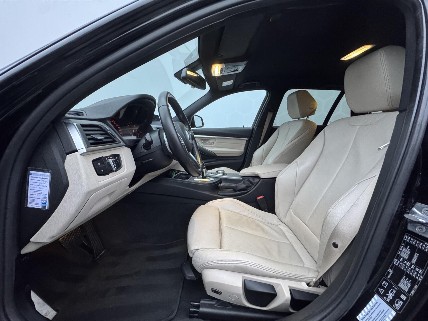 Foto van BMW 320i xDrive