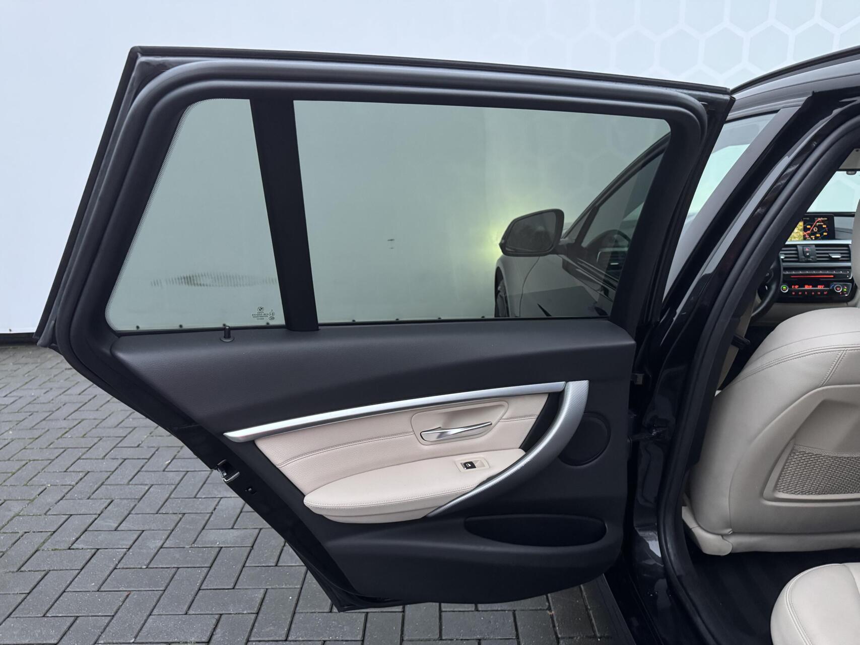 Foto van BMW 320i xDrive