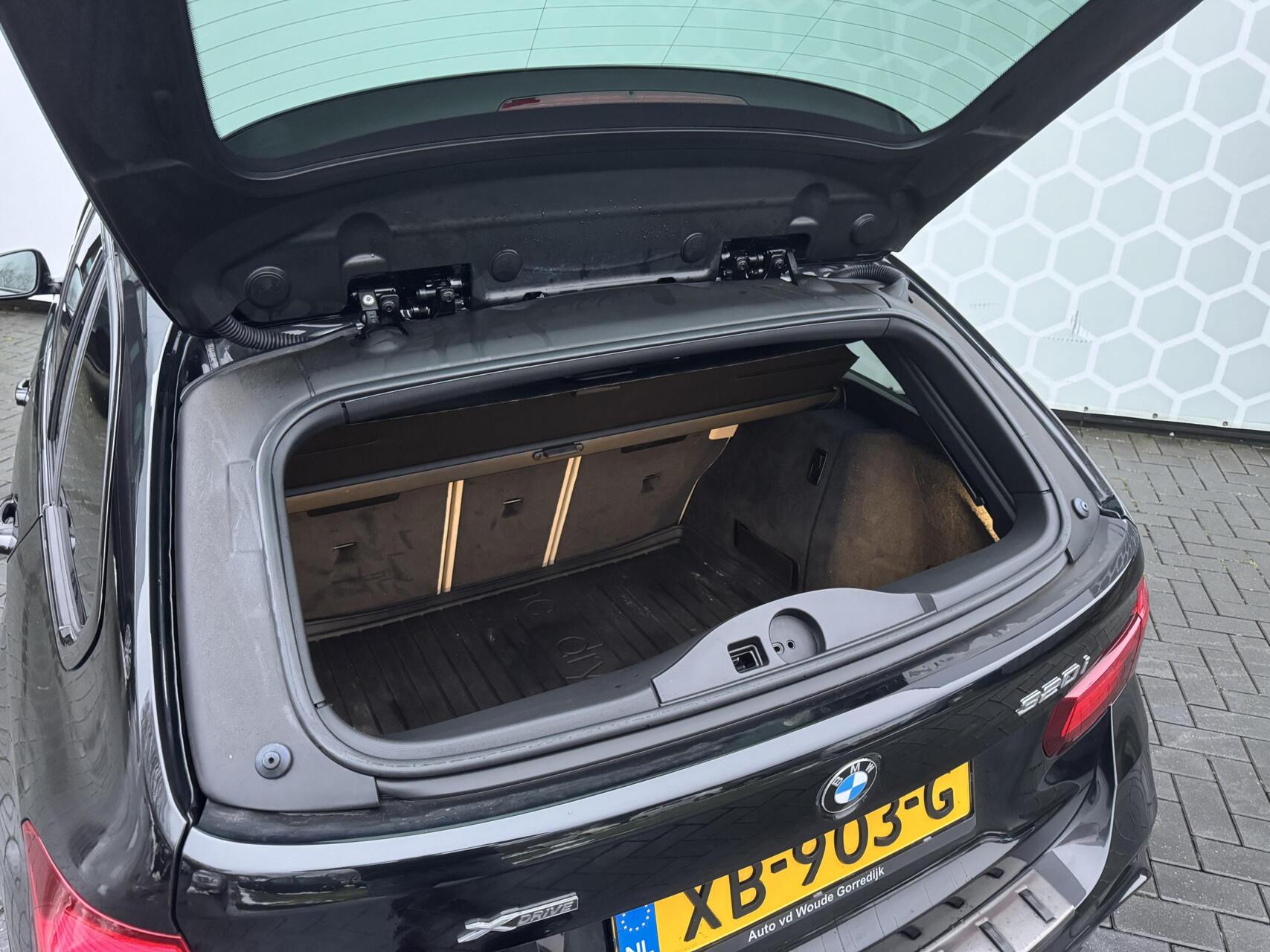 Foto van BMW 320i xDrive