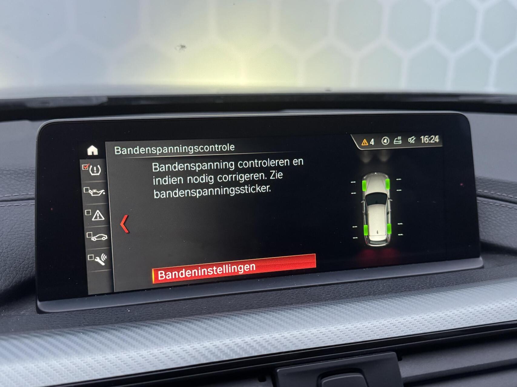 Foto van BMW 320i xDrive