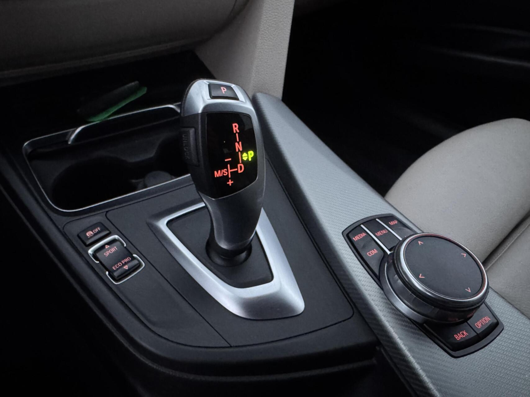 Foto van BMW 320i xDrive