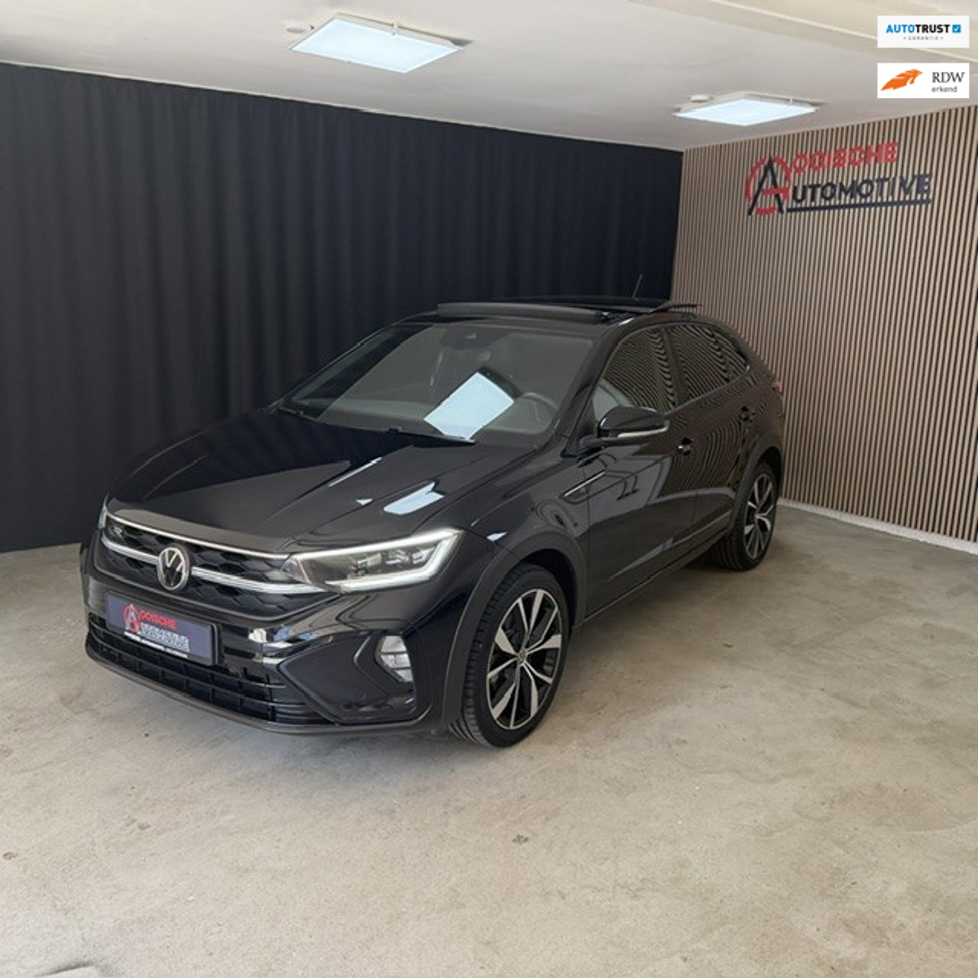 Volkswagen Taigo 1.5 TSI R-Line 2022 - voorkant