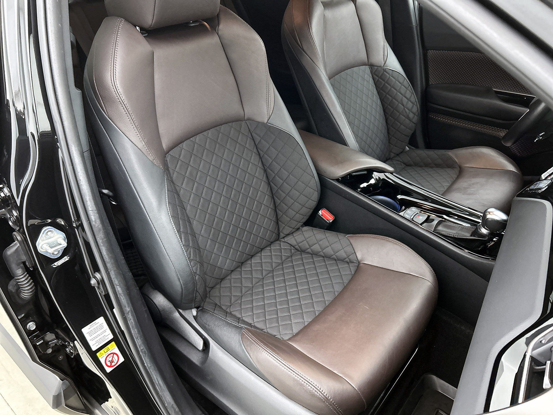 Foto van Toyota Toyota C-hr