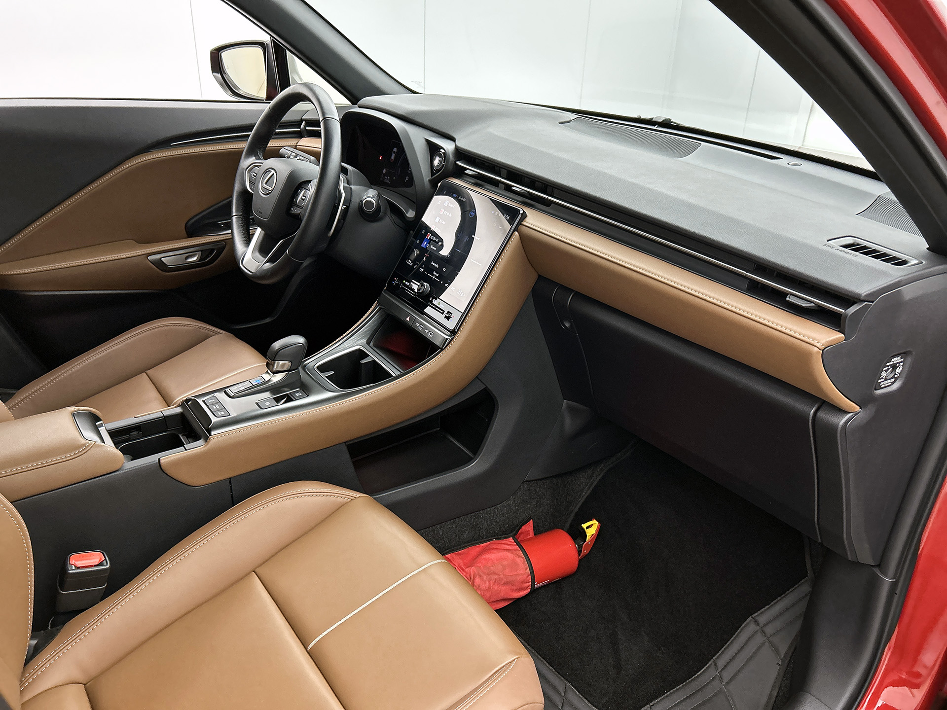 Foto van Lexus Lexus LBX