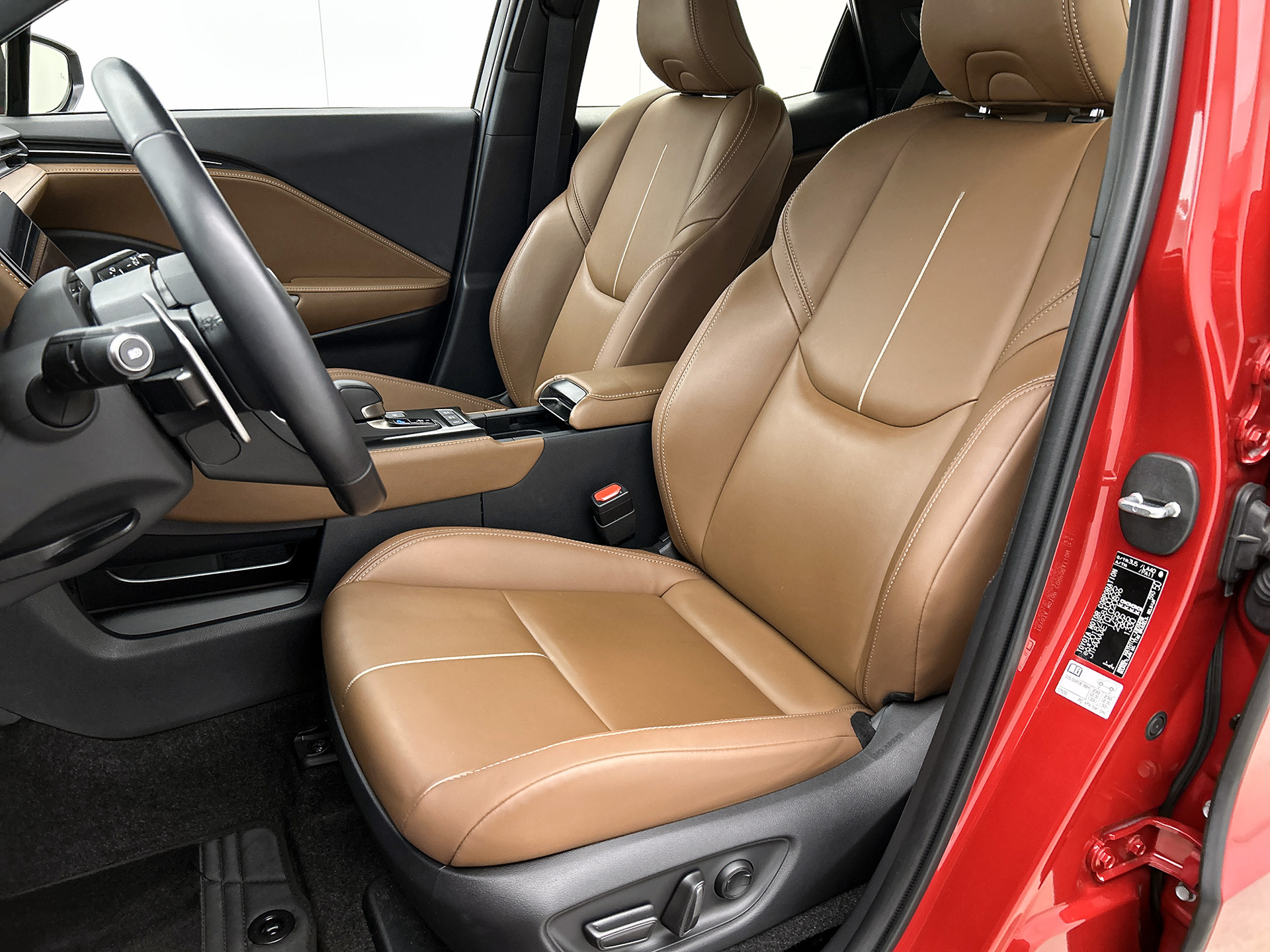 Foto van Lexus Lexus LBX