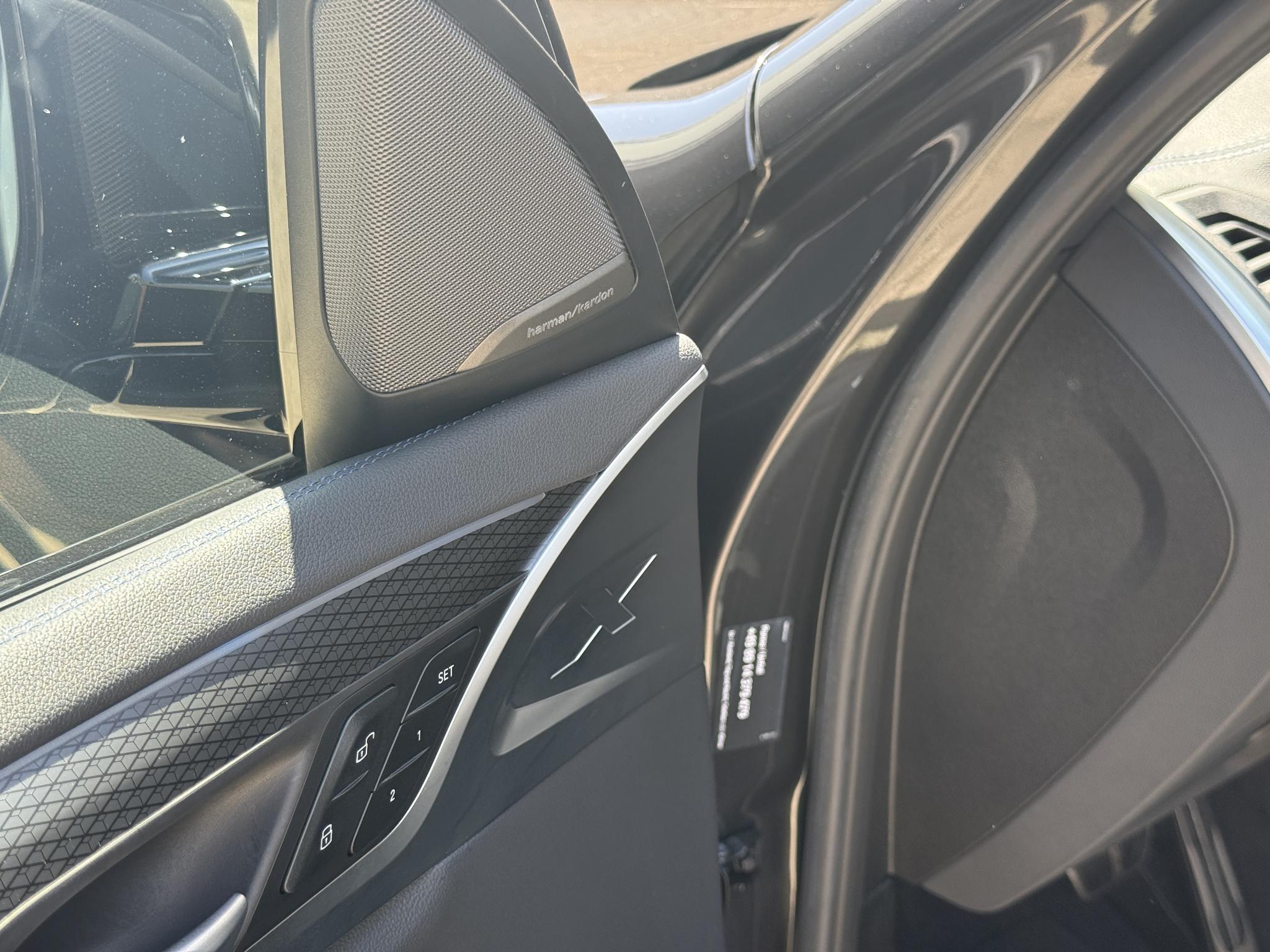 Foto van BMW Ix3