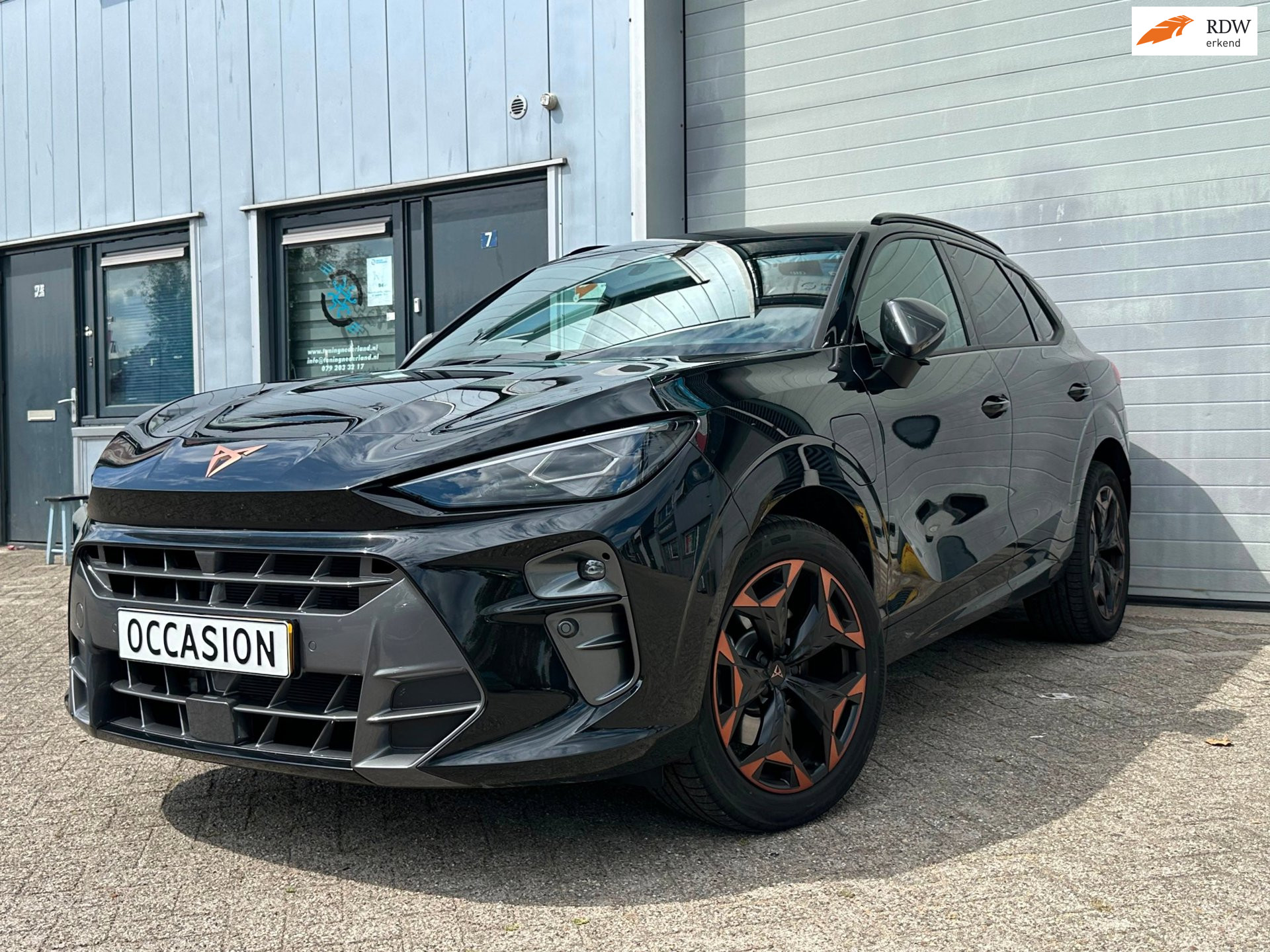 Cupra Terramar E-hybrid 1.5 TSI e-Hybrid Business 2025 - voorkant