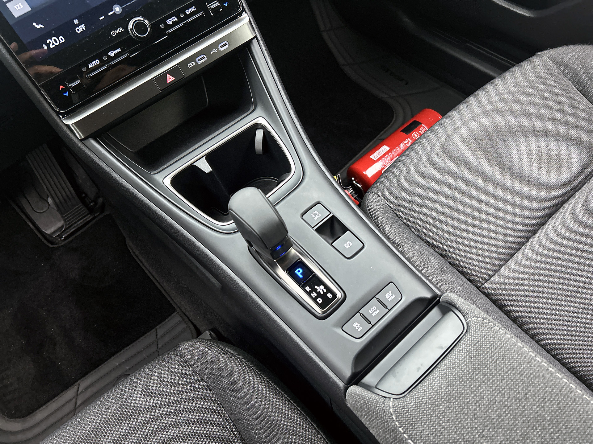 Foto van Lexus Lexus LBX