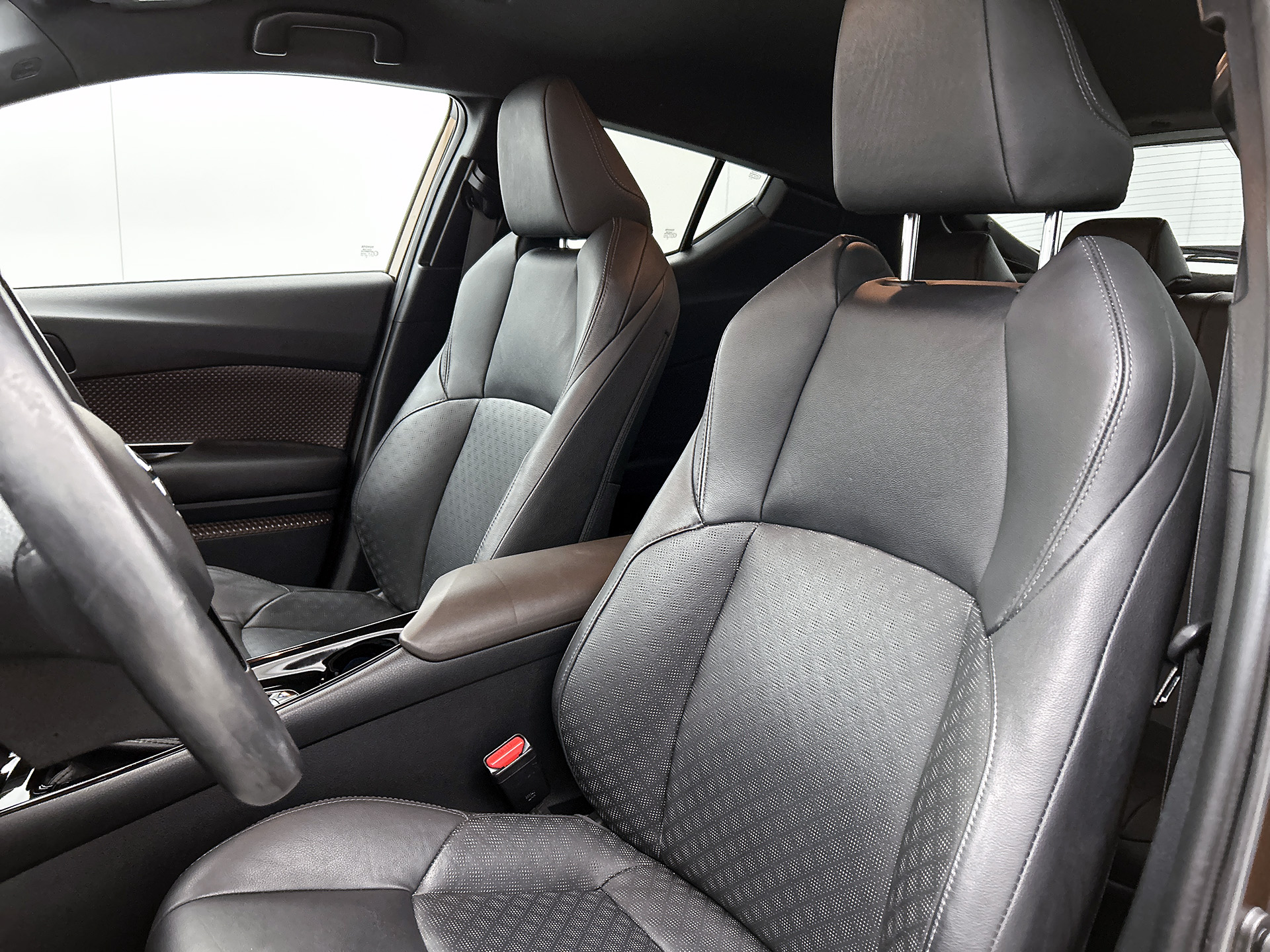 Foto van Toyota Toyota C-hr