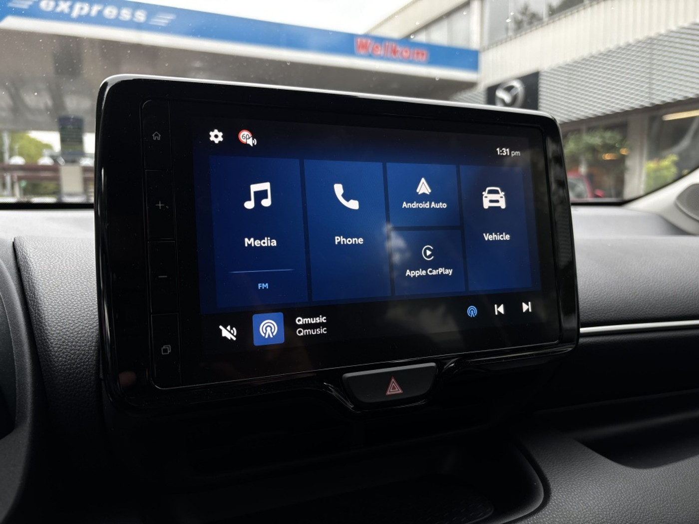 Foto van Mazda Mazda2 Hybrid